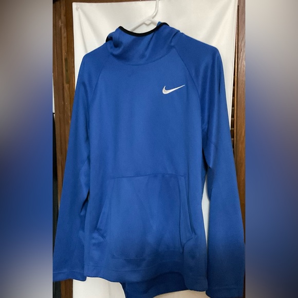 Nike, bright blue plain sweatshirt/hoodie DRI/FIT. size med 100perfect poly. - Picture 1 of 3